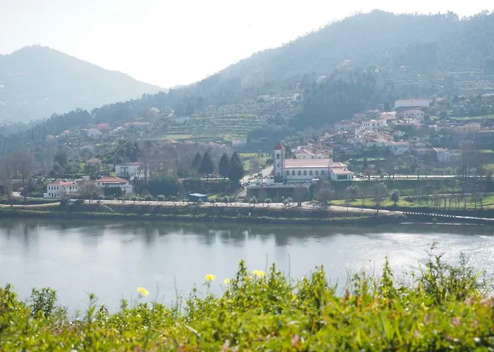 Quinta Drº Amarante 컨트리하우스 *